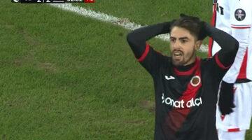 Gençlerbirliği-Samsunspor maçında inanılmazı başardı! Rahmetullah Berişbek bakın neyi kaçırdı...