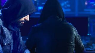 Tarkan yeni şarkısı Geççek'in klibinden ilk görüntüleri paylaştı