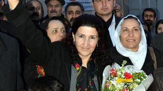 BDP milletvekilleri Gülser Yıldırım ve İbrahim Ayhan tahliye edildi