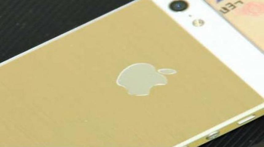 iPhone 5S’in altın rengi 2 dolar