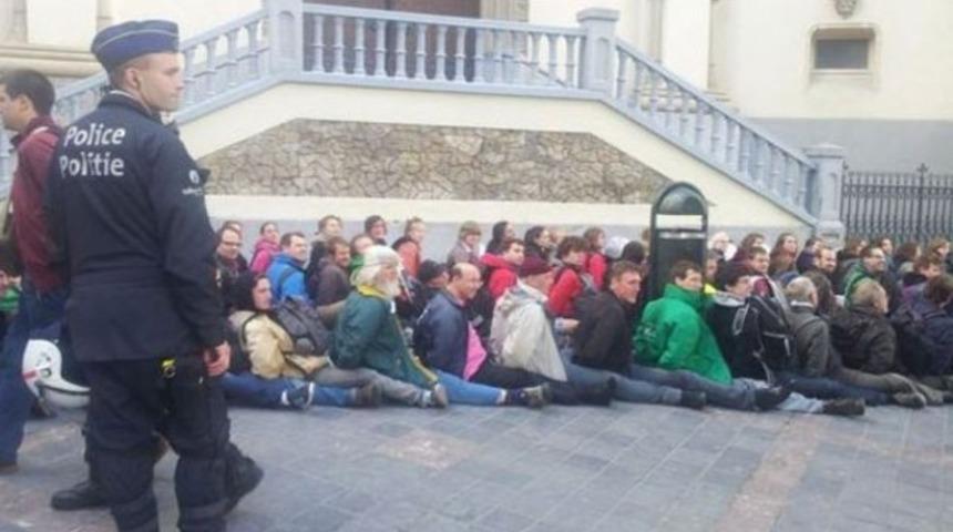 240 kişi g&ouml;zaltına alındı