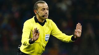 Cüneyt Çakır hakemliği neden bıraktı? Cüneyt Çakır kimdir, nereli ve kaç yaşında?