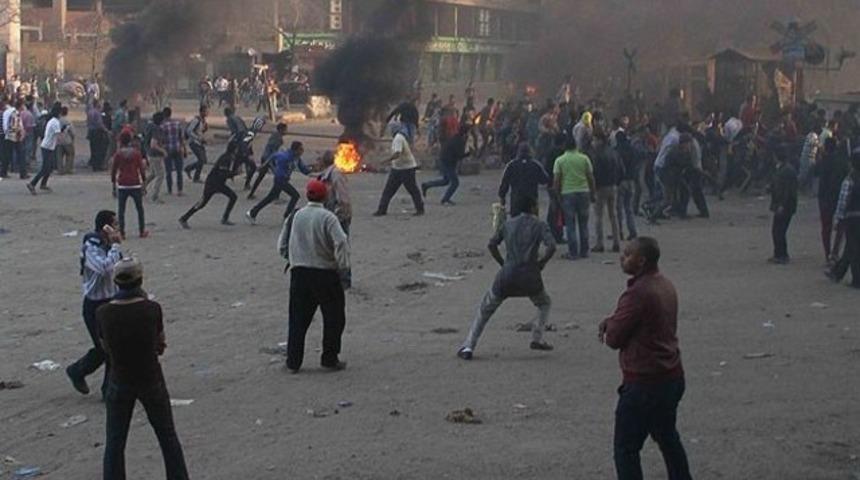 Mısır'da Sisi ve Sabbahi tarafları çatıştı