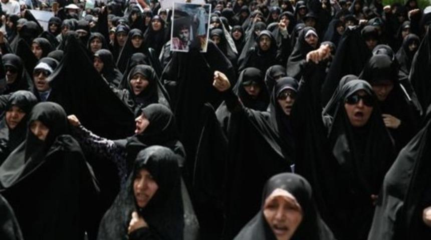 İran'da hicab eylemi
