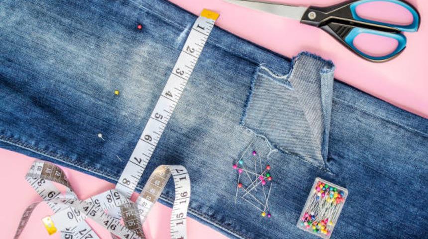 Eski kotlarınızı bir de b&ouml;yle g&ouml;r&uuml;n! Kotlardan &ccedil;anta, portf&ouml;y, kalemlik nasıl yapılır?