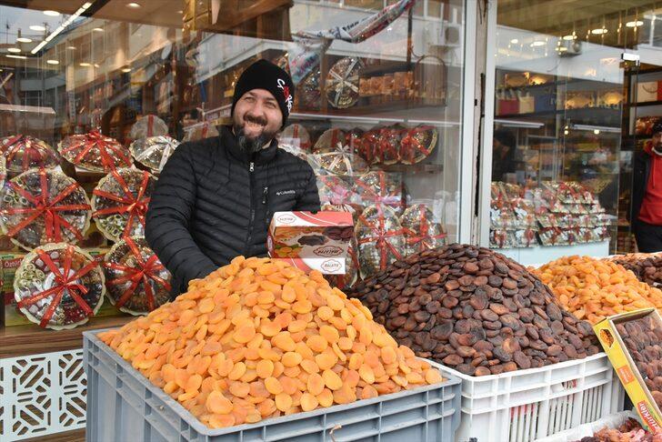 Kuru kayısı ihracatında sezonun 6 ayında 222 milyon dolarlık gelir elde edildi G3