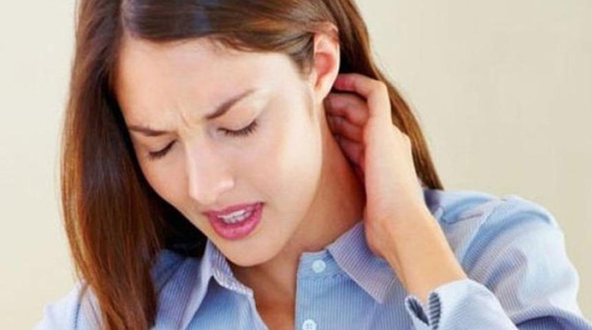 Boyun ve bel fıtığı felce dönüşebilir