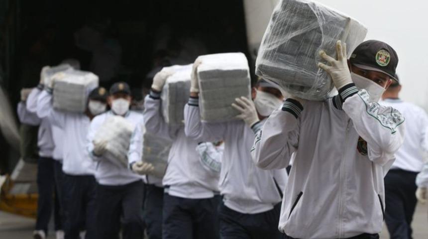 Tek seferde 8,5 ton kokain ele ge&ccedil;irildi