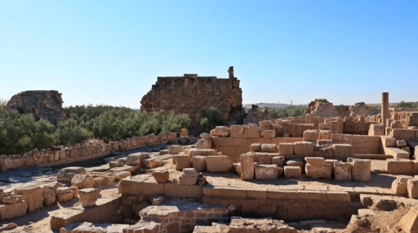 Dara Antik Kenti'ndeki kazılarda 6. yüzyıldan kalan zeytinyağı işliği tespit edildi