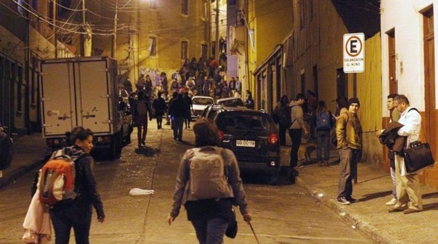 Şili bu kez 7.8'le sallandı