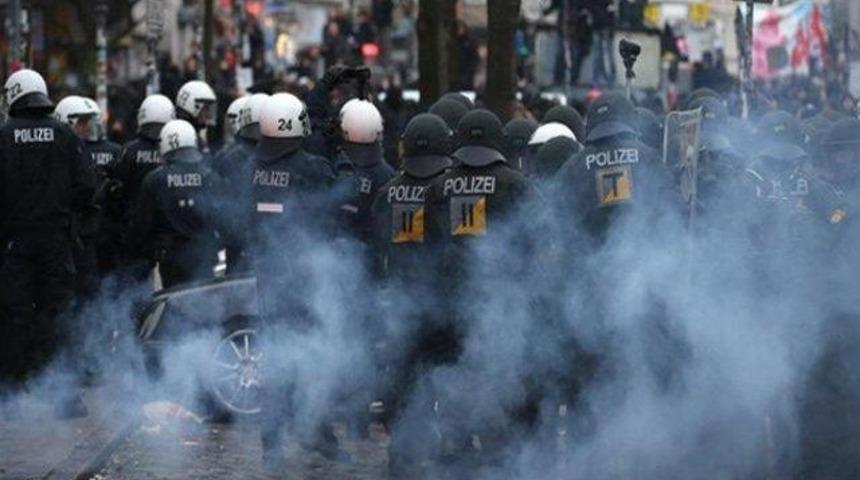 Hamburg olayları Twitter'da Gezi geyiği oldu