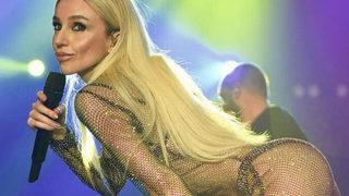 Cesur tarzı gündemden düşmeyen Gülşen: Namuslu görünmek kimlere kalmış