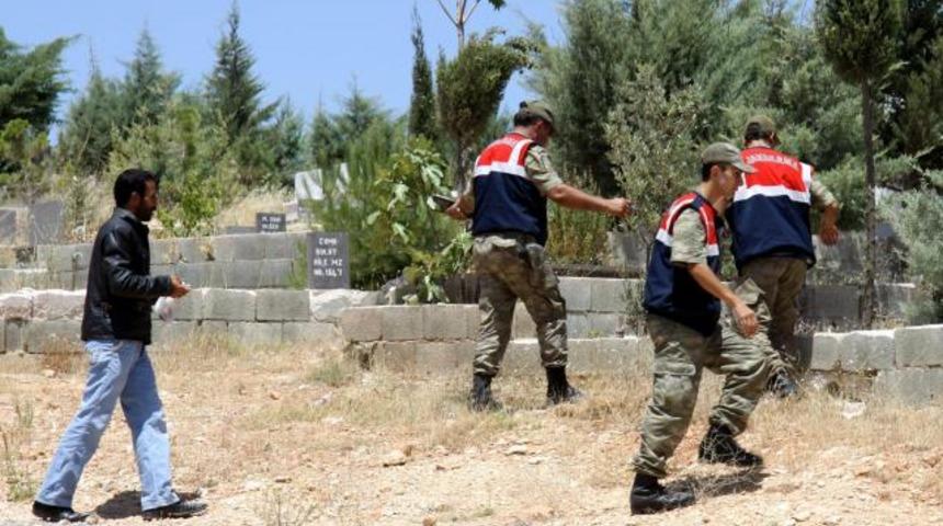 Cenazede bıçaklı kavga: 4 ölü!