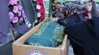 Cinayete kurban giden 16 yaşındaki Sıla Şentürk'e son veda! ''Başımız öne eğildi''