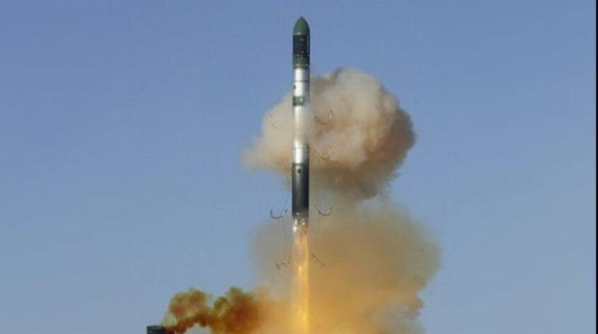 Rusya'dan Ukrayna'ya n&uuml;kleer f&uuml;ze uyarısı