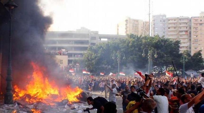 Mısır'da çatışmalar başladı!