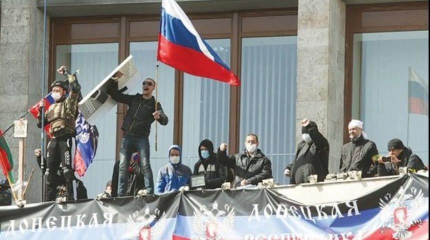 Ukrayna bölünüyor