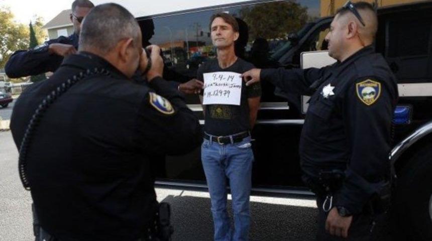 Fuhuş yapan erkekleri sosyal medyada sergiliyorlar