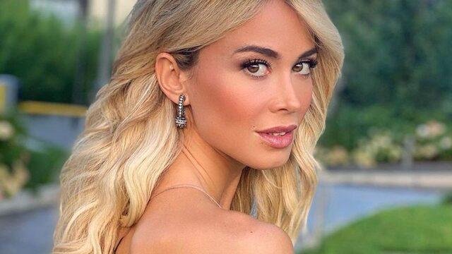 İtalyan spor spikeri Diletta Leotta iç çamaşırlı pozunu paylaştı! ''Ev gibisi yok''