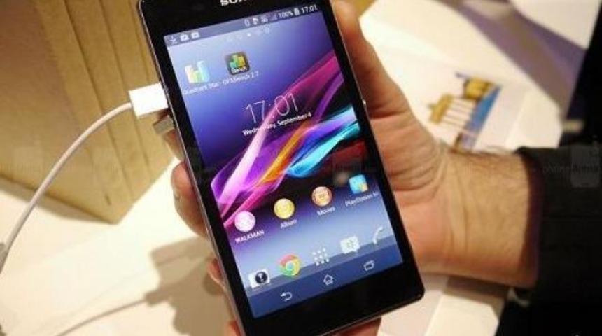 Xperia Z1 için Android 4.4, 2014 yılında bekleniyor