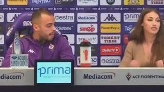 Canlı yayında skandal hareket! Göğüslerine bakarak...