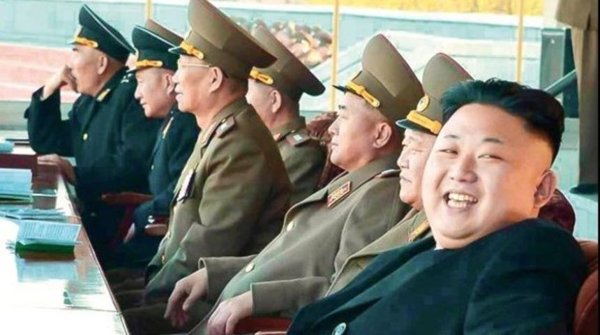 Kim Jong-un bu kez alev makinesi ile yaktırdı
