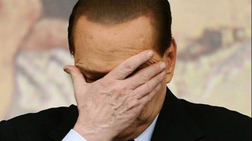 Berlusconi'ye sokağa çıkma yasağı geliyor