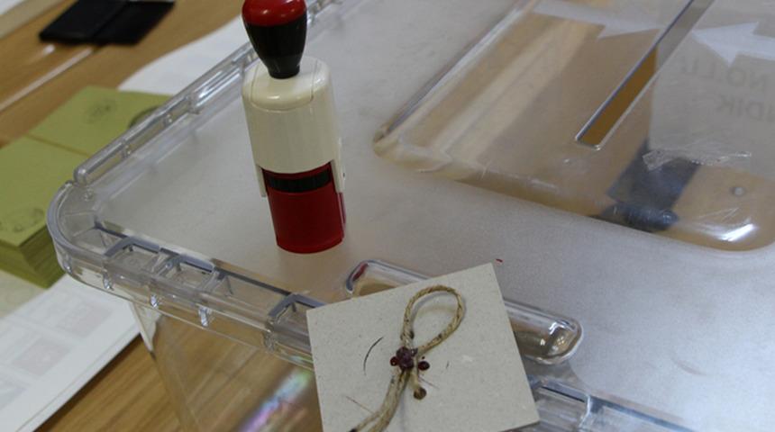 Son dakika: Beş anket şirketi bir araya geldi çarpıcı sonuçlar ortaya çıktı! 'Çok ilginç' diyerek duyurdu üç partiden birine...