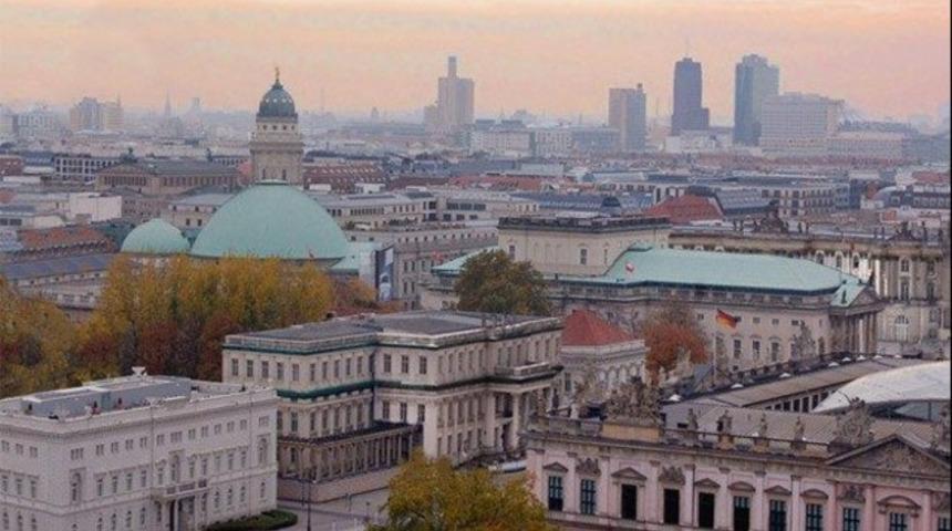 Almanya'da işten &ccedil;ıkarma furyası başladı