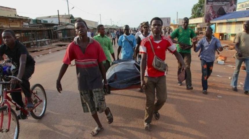 Müslümanlar ile Hristiyanlar çatıştı: 20 ölü