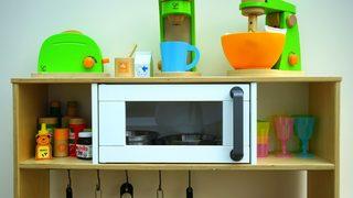 Mutfakların kurtarıcısı mikrodalgadan uzak durması gereken yiyecek ve içecekleri biliyor musunuz?