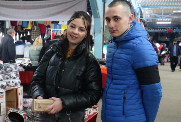 Bu Cuma da görüntü değişmedi! Bulgarlar Edirne'ye akın etti: Altını da buradan alıyoruz, hastaneye de buraya geliyoruz G5