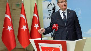 Tarkan'ın Geççek şarkısına CHP'den ilk yorum: Tarkan'ı eleştirenlere başka şarkıyla gönderme yaptı