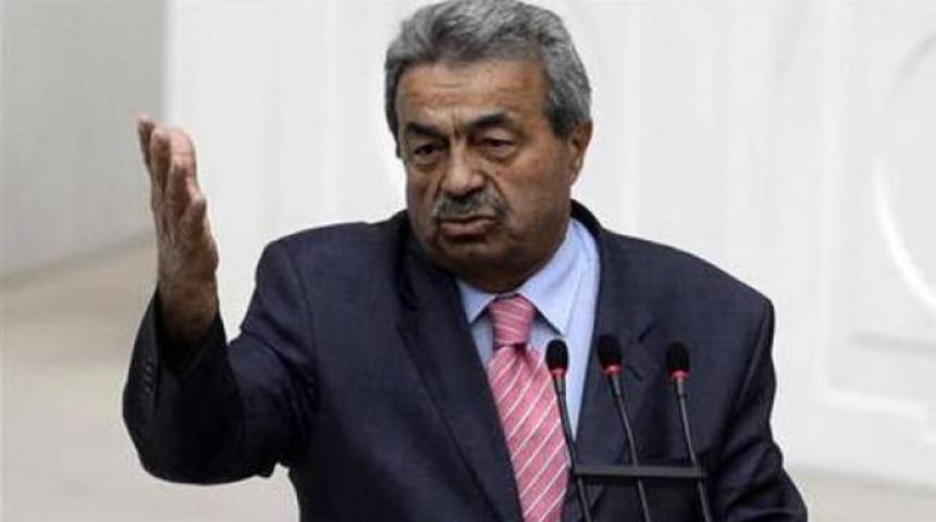 Kamer Genç'e, 3 birleşim ceza