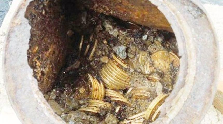 Bahçedeki hazine rekor fiyata satıldı