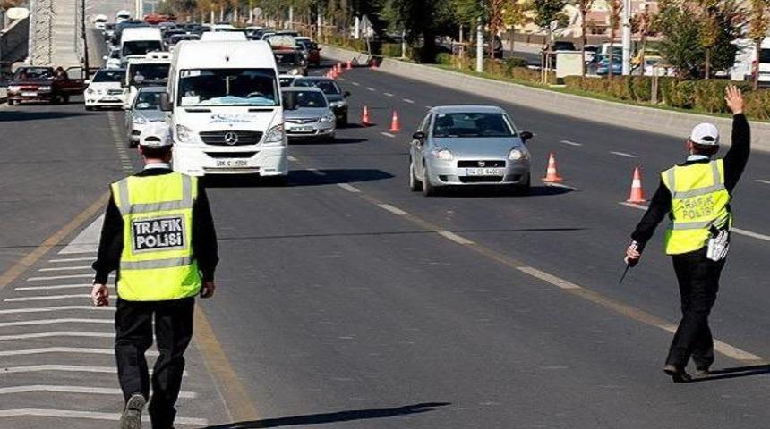 Bayram trafiğine havadan ve karadan denetim