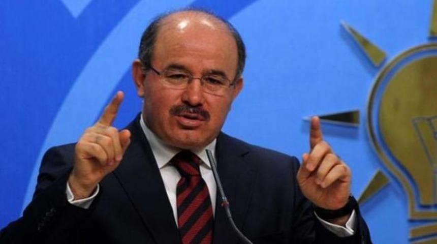 Hüseyin Çelik: Teoman Koman yaptıklarının hesabını vermeden gitti