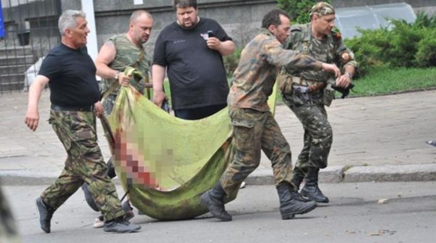 Ukrayna Lugansk’ı bombaladı