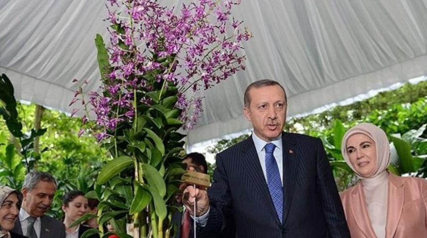 Emine Erdoğan'a Singapur'da b&uuml;y&uuml;k jest