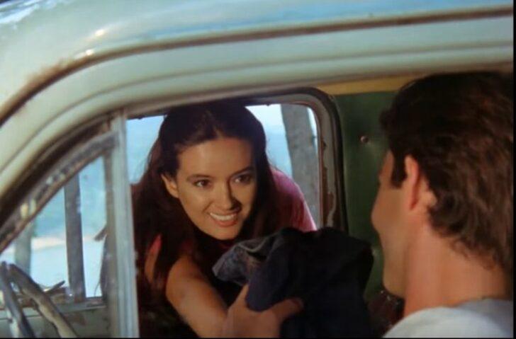 İffet filminin Cemil'i Faruk Peker, Müjde Ar ile olan o sahnesini anlattı! Faruk Peker şimdilerde ne yapıyor? G2