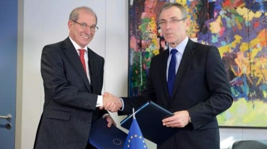 AB'den Suriye'ye 12 milyon euro