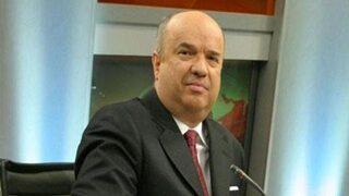 İkisi de aday olmayacak!