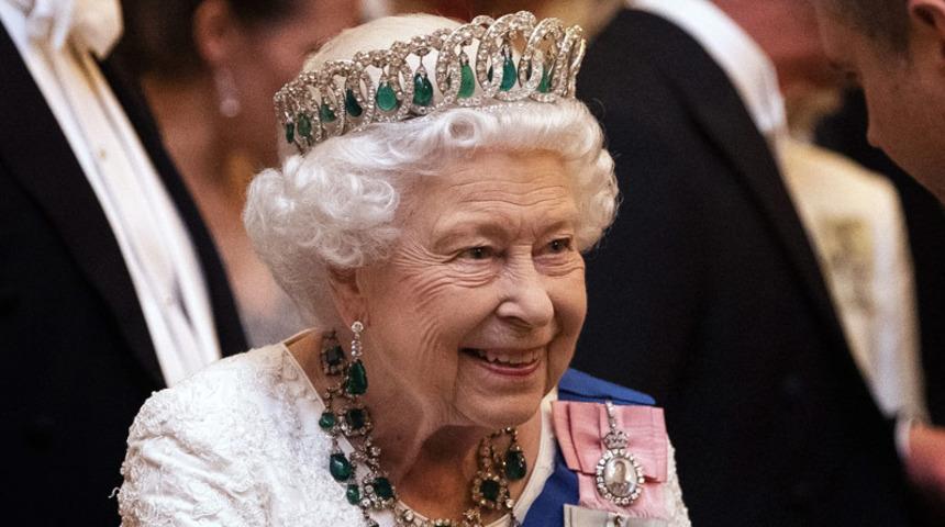 Kraliçe Elizabeth'in sağlık durumu nasıl? Koronavirüse yakalandı! Kraliçe Elizabeth öldü mü? İşte son durumu!