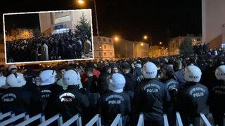 Ortalık savaş alanına döndü! Beşiktaş'ın hentbol maçında çevik kuvvet olaya el attı...