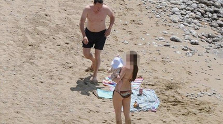 Başbakan David Cameron’ın dadısı seks skandalına karıştı
