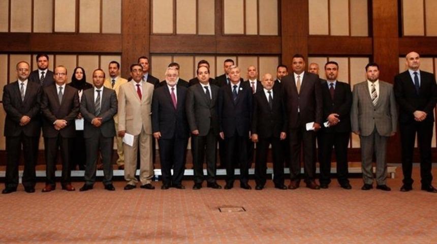 Libya'da darbenin ayak sesleri