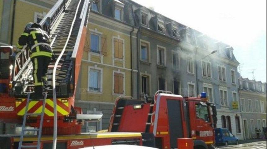 Fransa'da yangında üç kişilik Türk aile öldü