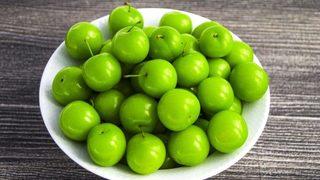 Yaz kış yeşil erik tüketebilmenin yöntemi: Erik turşusu tarifi