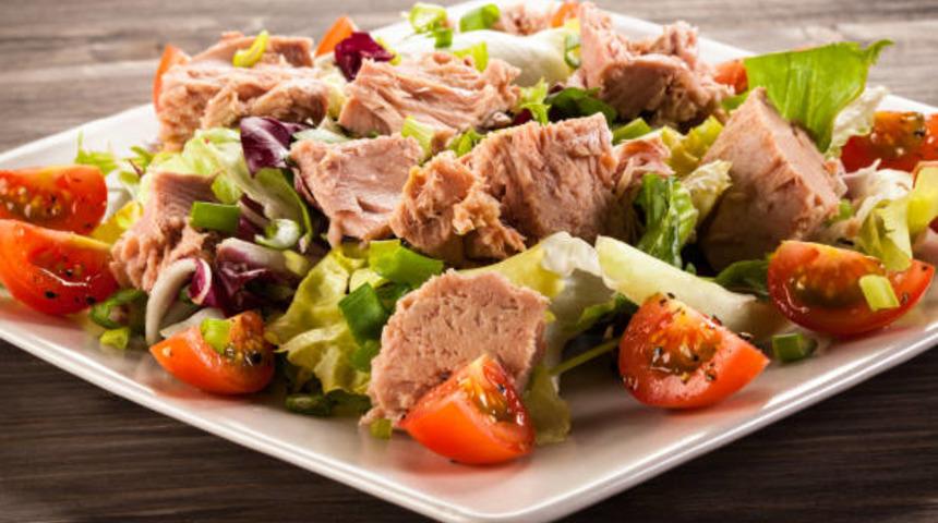 Ton balığı aşıkları bu tarife bayılacak: Bu sefer bir taşla iki değil, tam üç kuş vuruyoruz!