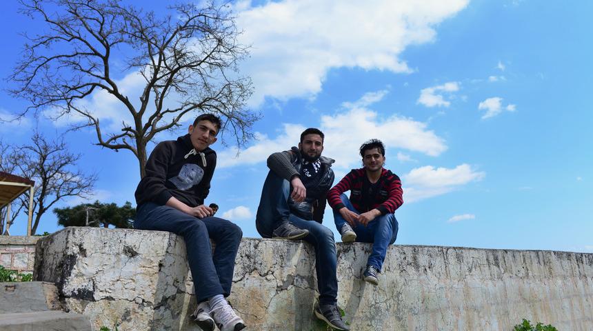 Devlet, Suriyelilere maaş veriyor mu? İçişleri Bakan Yardımcısı Çataklı canlı yayında açıkladı: 'Bir Alman ne kadar girebiliyorsa...'